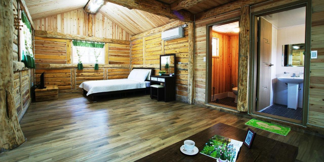סאוגוויפו Jeju Joa Log Pension מראה חיצוני תמונה